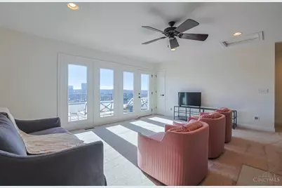 330 Boal Street, Cincinnati, OH 45202 - Photo 22