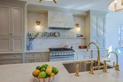 330 Boal Street, Cincinnati, OH 45202 - Photo 6