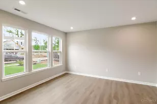 1204 Buxton Oaks Dr, Union Township, OH 45102 - Photo 12