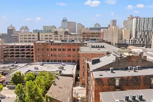 1202 Main St, Cincinnati, OH 45202 - Photo 24