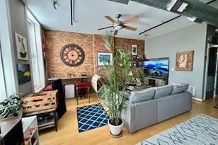 1202 Main St, Cincinnati, OH 45202 - Photo 4