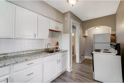 2014 Highland Avenue, Cincinnati, OH 45219 - Photo 6