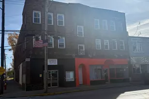 6018 Vine St, Elmwood Place, OH 45216 - Photo 1