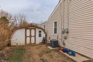 483 Valley View Dr, South Lebanon, OH 45065 - Photo 16