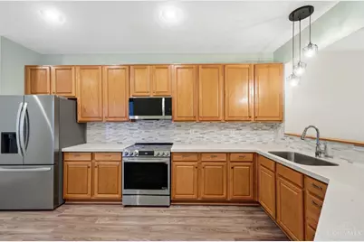 2002 Commons Circle Drive, Batavia Township, OH 45103 - Photo 16