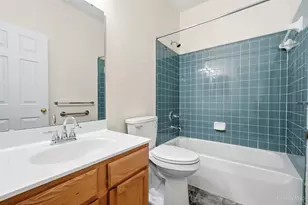 2002 Commons Cir Dr, Batavia Township, OH 45103 - Photo 34