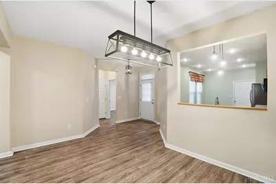 2002 Commons Circle Drive, Batavia Township, OH 45103 - Photo 10