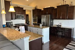 1294 Clemente Ct, Union Township, OH 45103 - Photo 10