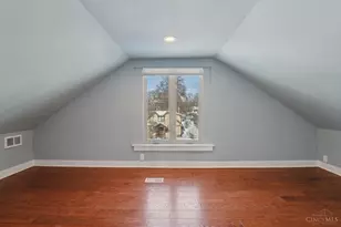 4261 W 8th St, Cincinnati, OH 45205 - Photo 32