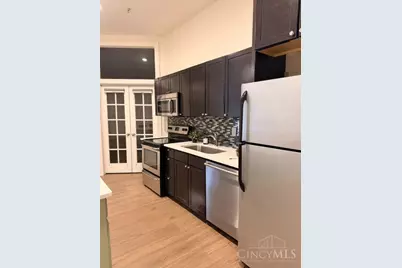 1150 Vine Street #15, Cincinnati, OH 45202 - Photo 4