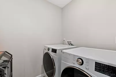 2857 Pine Leaf Court, Hamilton, OH 45013 - Photo 10