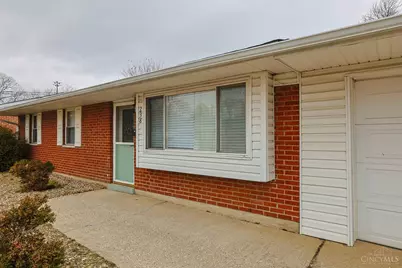 238 Diston Lane, Springdale, OH 45246 - Photo 2