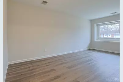 238 Diston Lane, Springdale, OH 45246 - Photo 10