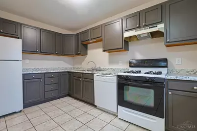 238 Diston Lane, Springdale, OH 45246 - Photo 12