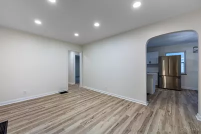 3708 Zinsle, Cincinnati, OH 45213 - Photo 4