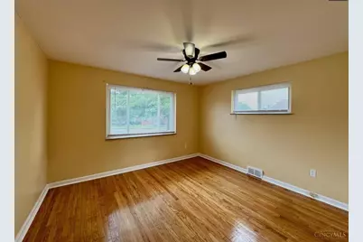 8261 Cheviot Road, Colerain Township, OH 45247 - Photo 12