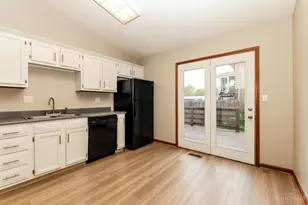 6933 Torrington Dr, Franklin Township, OH 45005 - Photo 6