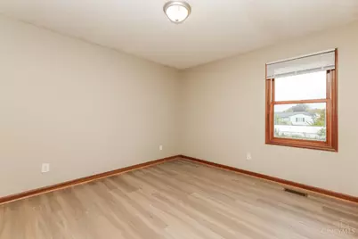 6933 Torrington Drive, Franklin Township, OH 45005 - Photo 10