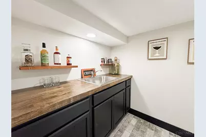 3923 Wess Park Drive, Cincinnati, OH 45217 - Photo 48