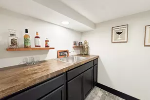 3923 Wess Park Dr, Cincinnati, OH 45217 - Photo 48