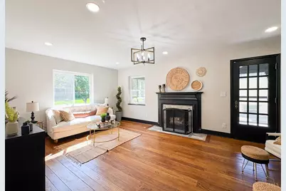 3923 Wess Park Drive, Cincinnati, OH 45217 - Photo 4