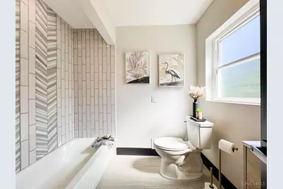 3923 Wess Park Drive, Cincinnati, OH 45217 - Photo 38