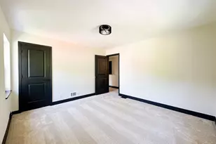 3923 Wess Park Dr, Cincinnati, OH 45217 - Photo 30