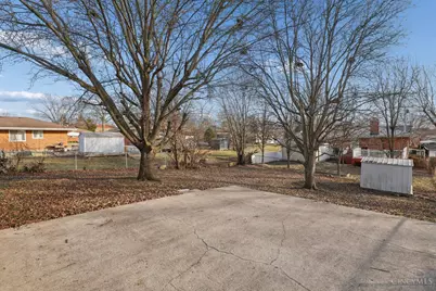 4269 Grotto Court, Cheviot, OH 45211 - Photo 32