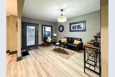 3472 Woodburn Avenue, Cincinnati, OH 45207 - Photo 12