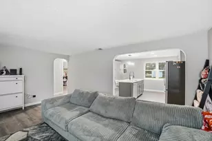 3914 Dieckman Ln, Union Township, OH 45245 - Photo 6