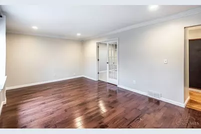 5600 Antoninus Drive, Green Township, OH 45238 - Photo 2