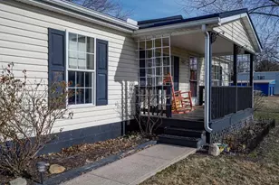 11493 Highland Hills Dr, Paint Township, OH 45133 - Photo 4