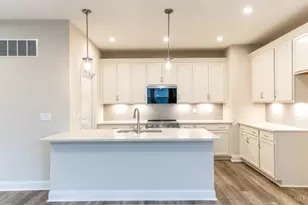 4387 Windemere Cir, Batavia Township, OH 45103 - Photo 8