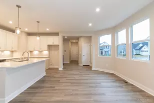 4387 Windemere Cir, Batavia Township, OH 45103 - Photo 6