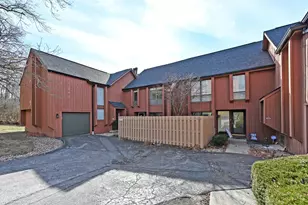 8335 Summerbridge Way, West Chester, OH 45069 - Photo 2