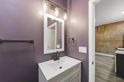 142 E Clifton Avenue, Cincinnati, OH 45202 - Photo 12