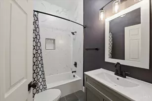 142 E Clifton Ave, Cincinnati, OH 45202 - Photo 10