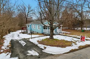 9469 Beech Dr, Springfield Township, OH 45231 - Photo 2