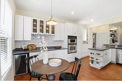 3616 Woodbridge Place, Cincinnati, OH 45226 - Photo 18