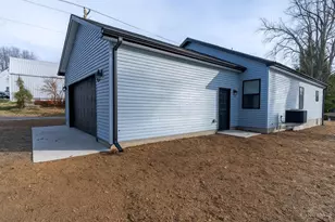 222 John St, Hillsboro, OH 45133 - Photo 4