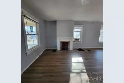 3235 Wold Avenue, Cincinnati, OH 45207 - Photo 2