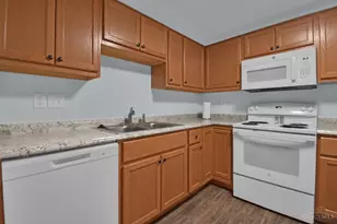 2508 Mustang Dr, Cincinnati, OH 45211 - Photo 8