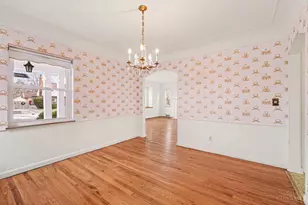 1849 Greenbriar Pl, Cincinnati, OH 45237 - Photo 8