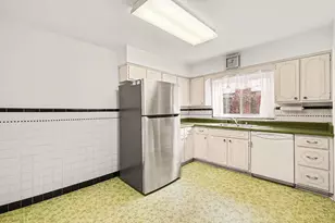 1849 Greenbriar Pl, Cincinnati, OH 45237 - Photo 12