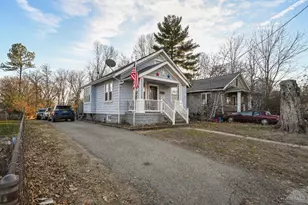 1481 St Clair Ave, Cincinnati, OH 45231 - Photo 2