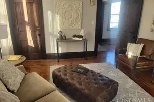 325 E Sharon Rd, Glendale, OH 45246 - Photo 8