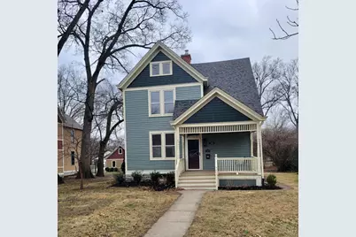 325 E Sharon Road, Glendale, OH 45246 - Photo 1