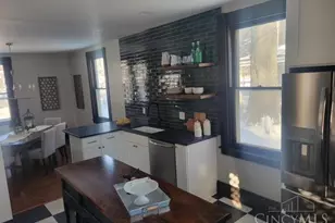 325 E Sharon Rd, Glendale, OH 45246 - Photo 6