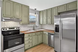 2258 Hunt Rd, Reading, OH 45215 - Photo 12