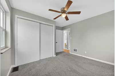 2258 Hunt Road, Reading, OH 45215 - Photo 22